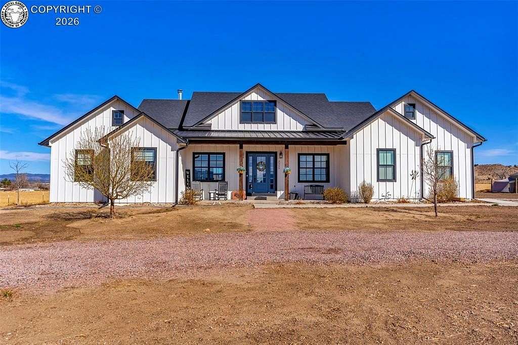 14.3 Acres of Land with Home for Sale in Cañon City, Colorado