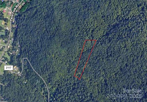 7 Acres of Residential Land for Sale in Barnardsville, North Carolina