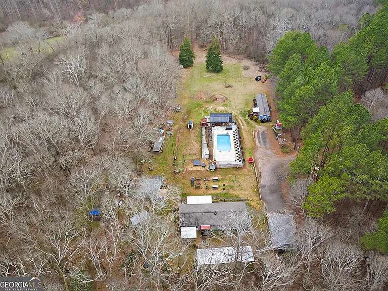 23 Acres of Recreational Land with Home for Sale in Carnesville, Georgia