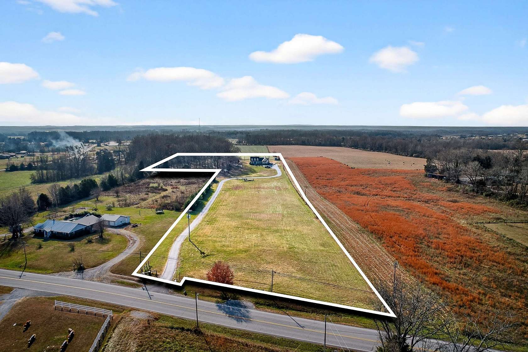 7 Acres of Land with Home for Sale in McMinnville, Tennessee