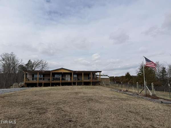 3.68 Acres of Land with Home for Sale in Mosheim, Tennessee