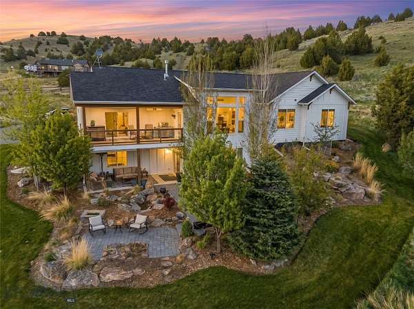 8.53 Acres of Land with Home for Sale in Manhattan, Montana