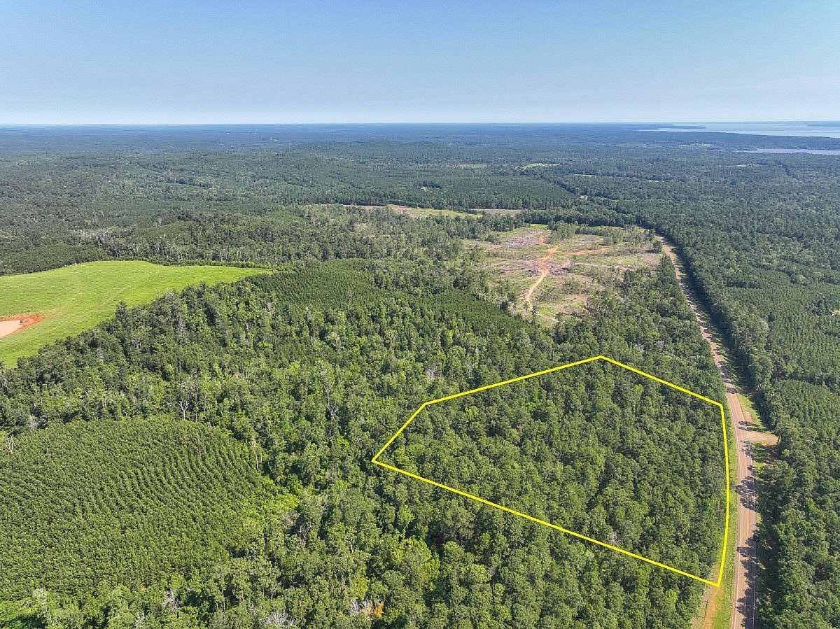 11 Acres of Land for Sale in Milam, Texas