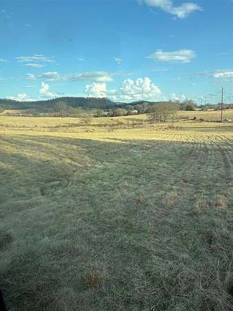 5.6 Acres of Land for Sale in Horse Cave, Kentucky