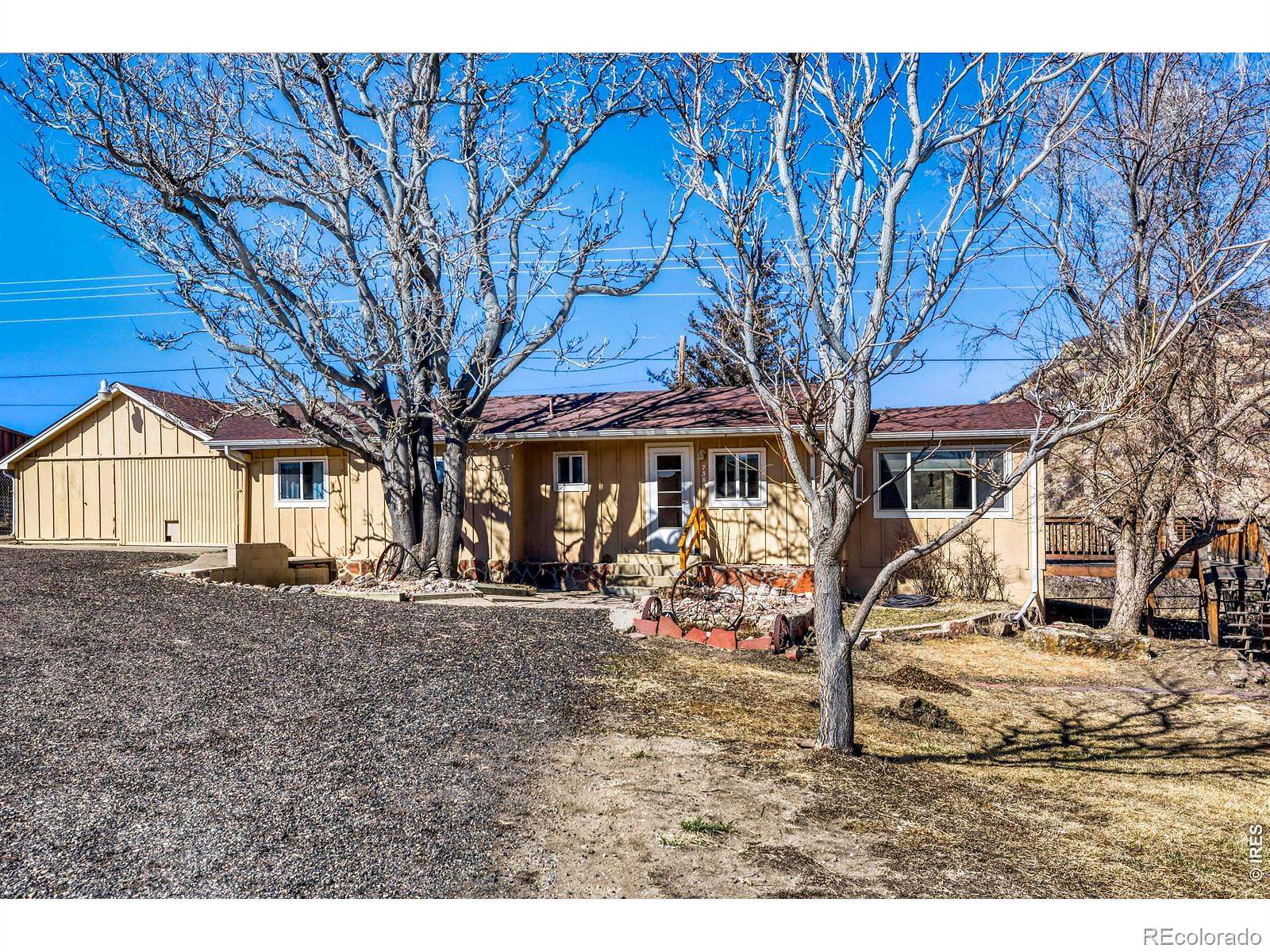 2.2 Acres of Land with Home for Sale in Berthoud, Colorado