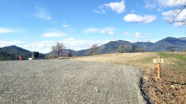 5.63 Acres of Residential Land for Sale in Grants Pass, Oregon