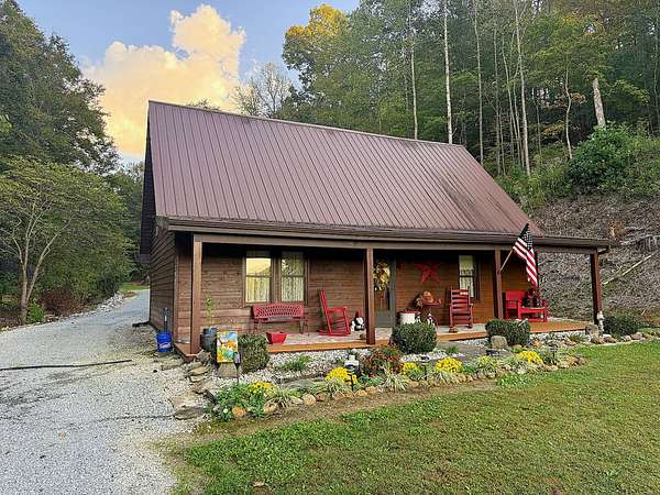 14.2 Acres of Recreational Land with Home for Sale in Liberty, Kentucky