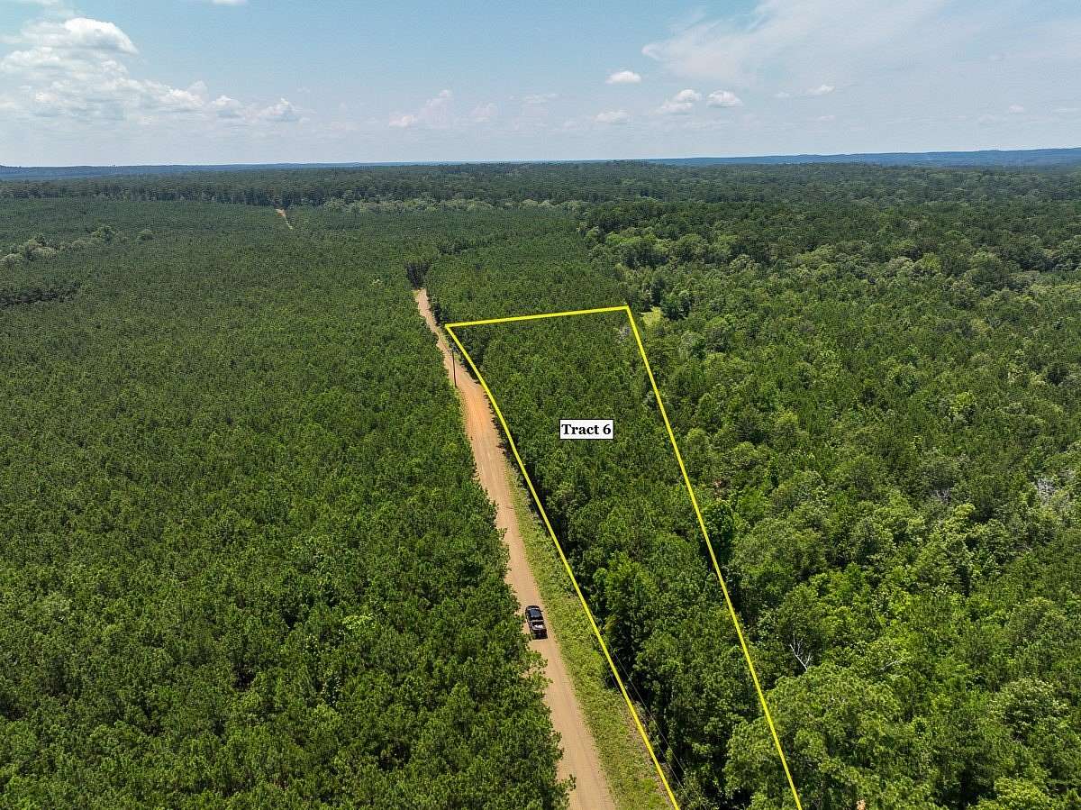 3.17 Acres of Land for Sale in Milam, Texas