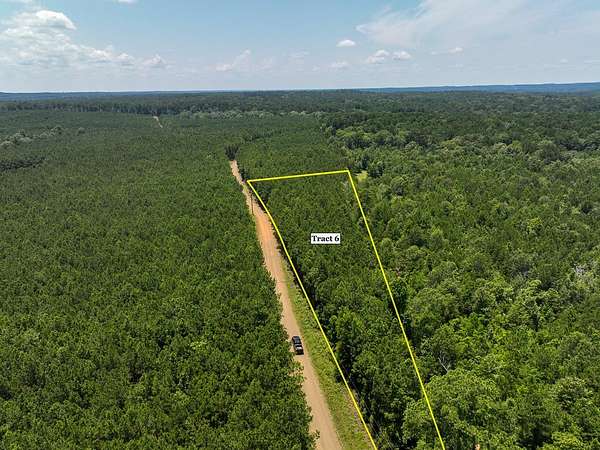 3.17 Acres of Land for Sale in Milam, Texas