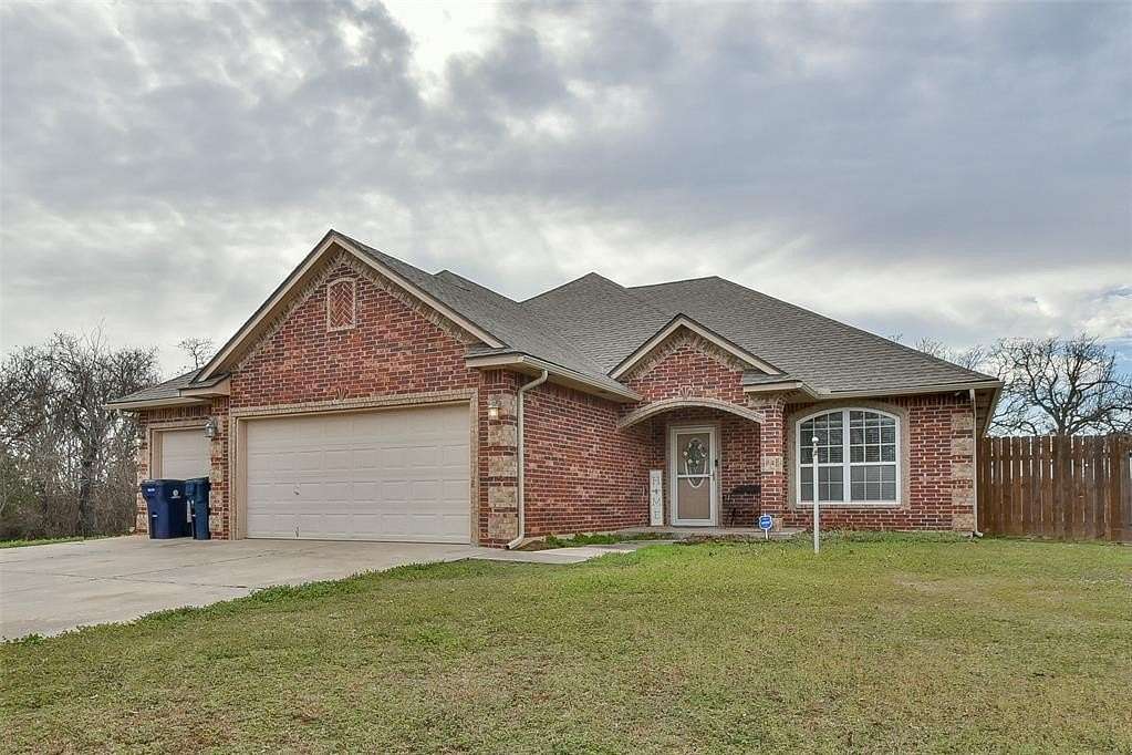 1.6 Acres of Land with Home for Sale in Newalla, Oklahoma