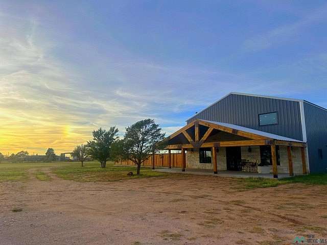 5 Acres of Land with Home for Sale in Clovis, New Mexico
