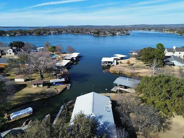 1.5 Acres of Land with Home for Sale in Granite Shoals, Texas