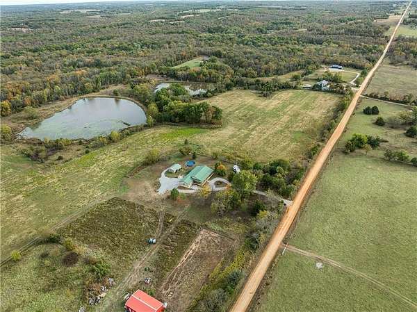 33 Acres of Recreational & Residential Land for Sale in Milo, Missouri