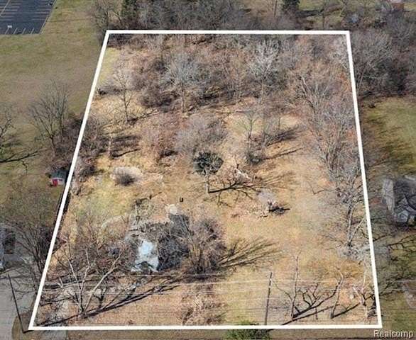 2.2 Acres of Residential Land for Sale in Waterford, Michigan