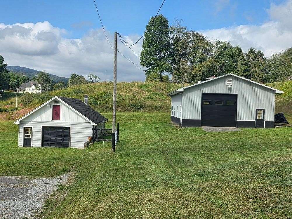 3.84 Acres of Commercial Land for Sale in Troutdale, Virginia