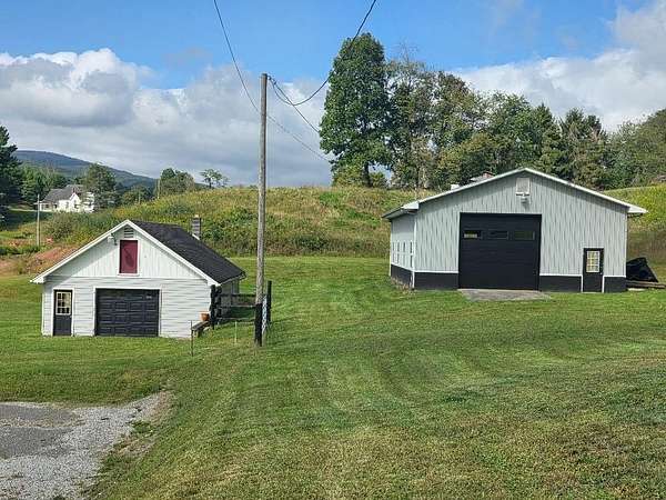 3.84 Acres of Commercial Land for Sale in Troutdale, Virginia