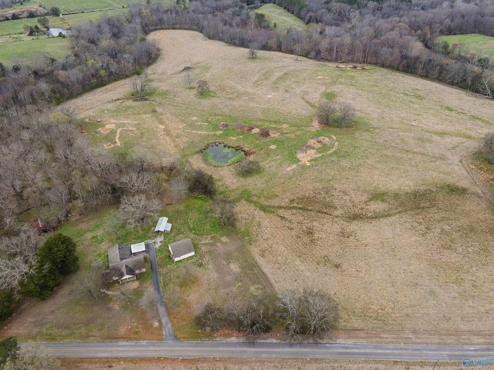 52.2 Acres of Agricultural Land with Home for Sale in Town Creek, Alabama