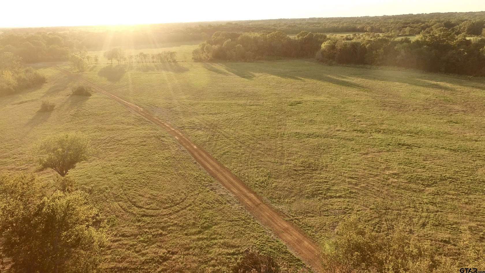 17.7 Acres of Recreational & Residential Land for Sale in Mount Pleasant, Texas