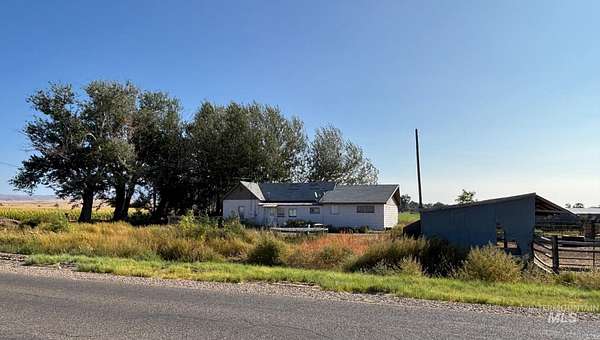 2 Acres of Land with Home for Sale in Mountain Home, Idaho