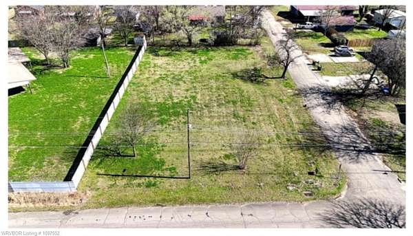 0.32 Acres of Residential Land for Sale in Sallisaw, Oklahoma