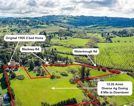 12.3 Acres of Land with Home for Sale in Sebastopol, California