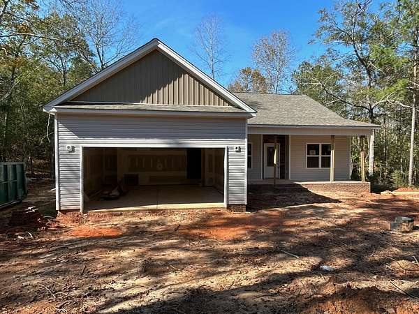 1.5 Acres of Land with Home for Sale in Aiken, South Carolina