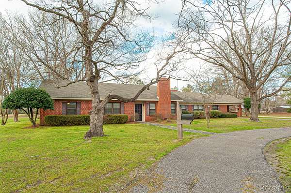 18 Acres of Land with Home for Sale in Hope Hull, Alabama