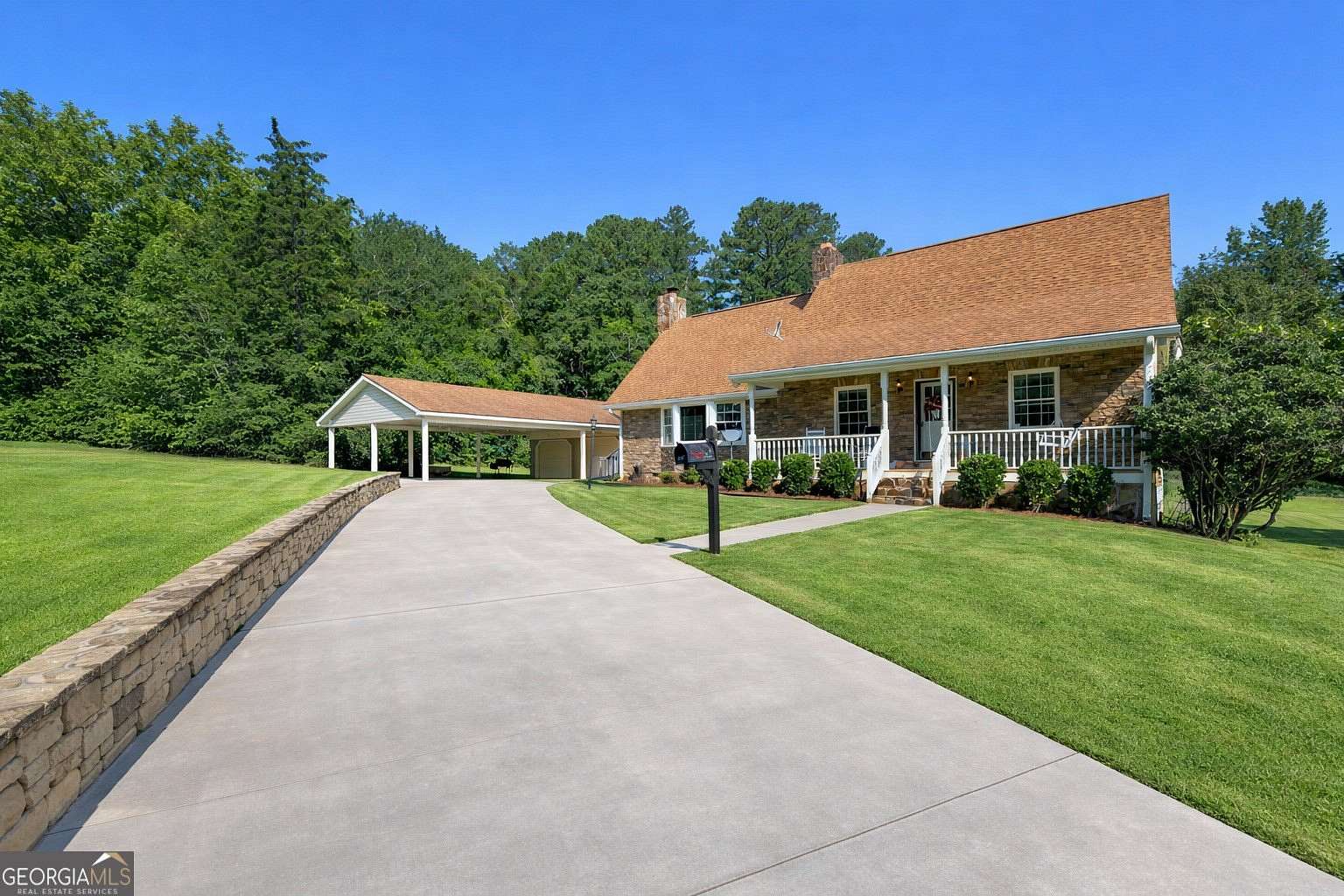 5.36 Acres of Land with Home for Sale in Villa Rica, Georgia