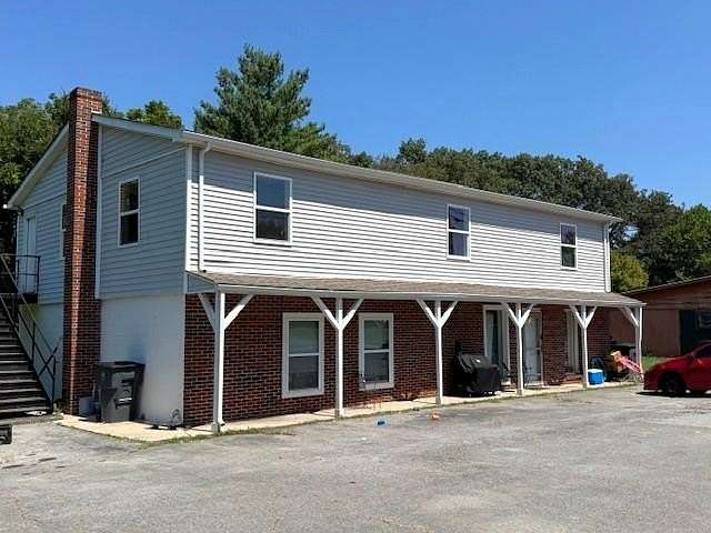 1.68 Acres of Land with Home for Sale in McMinnville, Tennessee