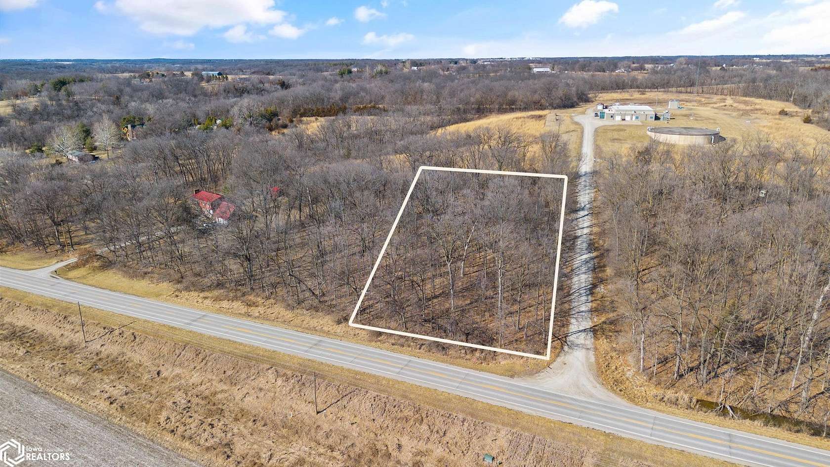 1.5 Acres of Residential Land for Sale in Mount Pleasant, Iowa
