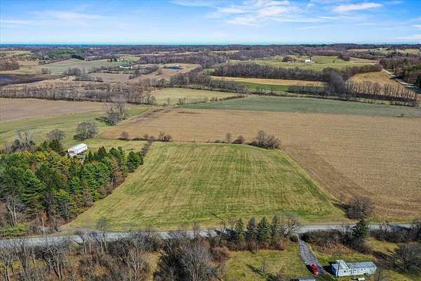 5.52 Acres of Land for Sale in Bellefontaine, Ohio