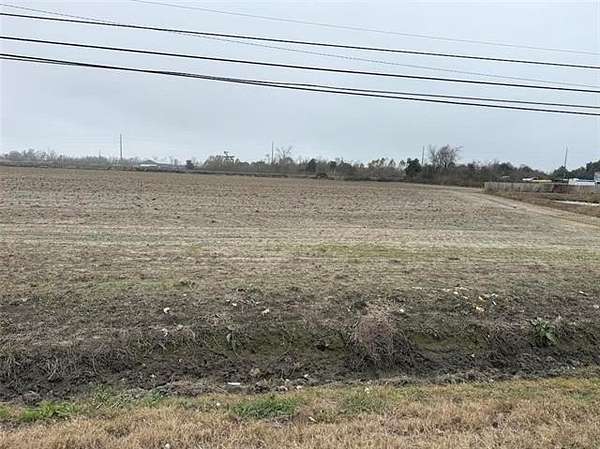 3.17 Acres of Commercial Land for Sale in Laplace, Louisiana