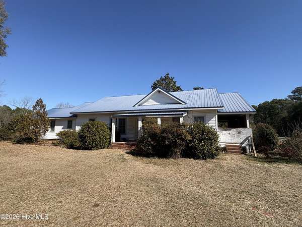 19.2 Acres of Recreational Land with Home for Sale in Harrells, North Carolina