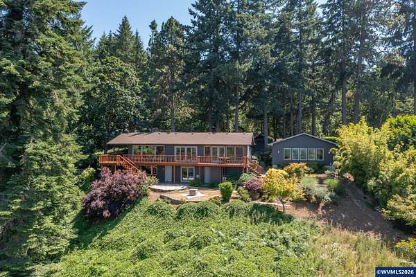 2.23 Acres of Land with Home for Sale in Lebanon, Oregon