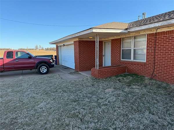 7 Acres of Land with Home for Sale in Crescent, Oklahoma