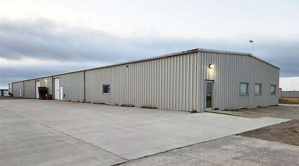 2.85 Acres of Mixed-Use Land for Sale in Knoxville, Iowa