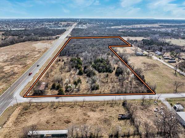 14.3 Acres of Mixed-Use Land for Sale in Midwest City, Oklahoma