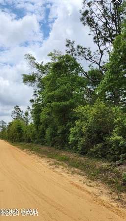 5 Acres of Land for Sale in Fountain, Florida