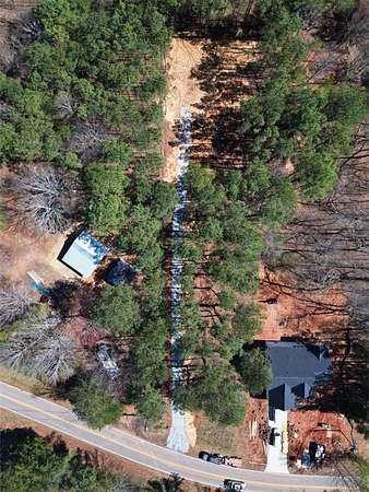 2 Acres of Residential Land for Sale in Lula, Georgia