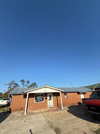 1.69 Acres of Improved Commercial Land for Sale in Pearson, Georgia