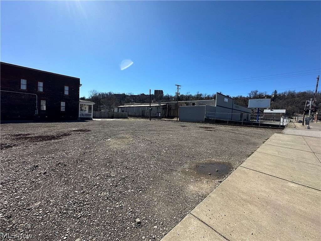 0.18 Acres of Commercial Land for Sale in Steubenville, Ohio