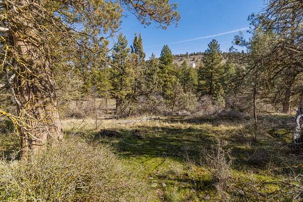 0.62 Acres of Residential Land for Sale in Klamath Falls, Oregon