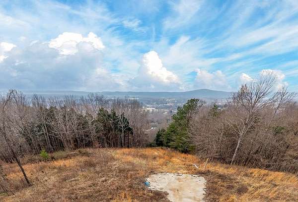 13 Acres of Land for Auction in Sparta, Tennessee