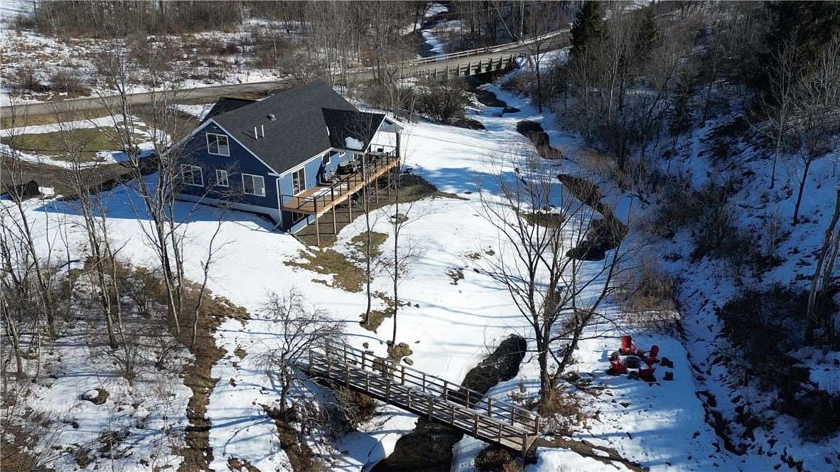 13.6 Acres of Land with Home for Sale in Franklin, New York