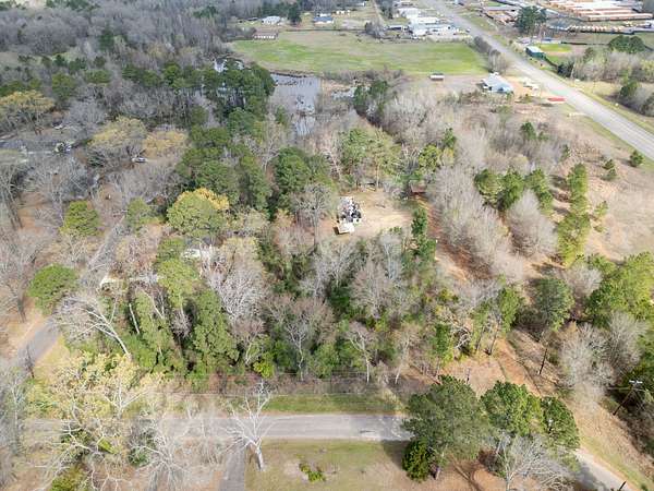 4.18 Acres of Residential Land for Sale in Daingerfield, Texas