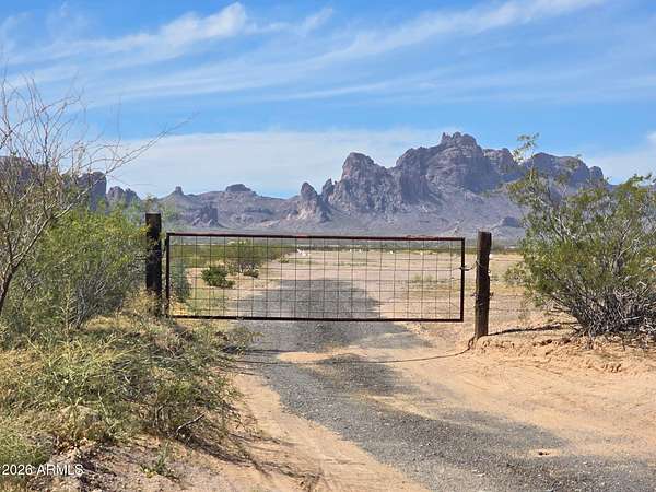 2.5 Acres of Land for Sale in Tonopah, Arizona