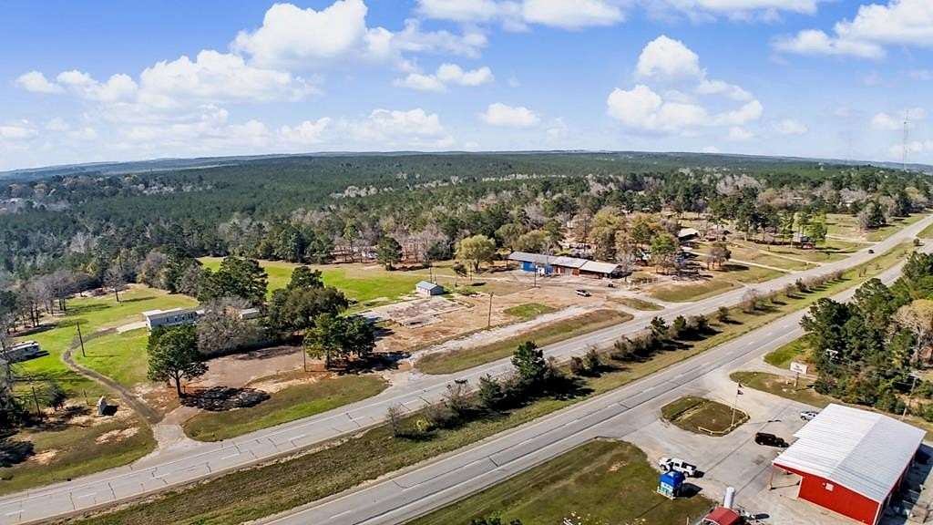 5.68 Acres of Commercial Land for Sale in Jasper, Texas
