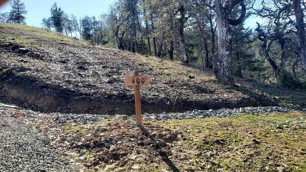 6 Acres of Residential Land for Sale in Grants Pass, Oregon