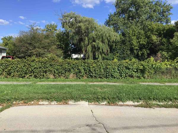 0.15 Acres of Residential Land for Sale in Saginaw, Michigan