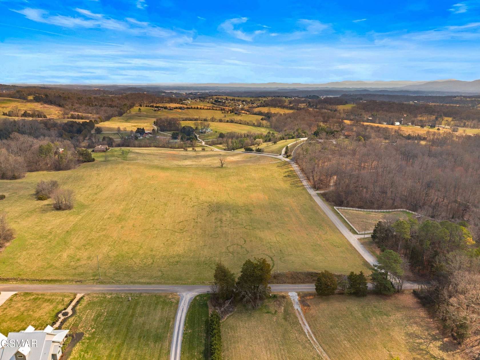 9 Acres of Residential Land for Sale in Dandridge, Tennessee